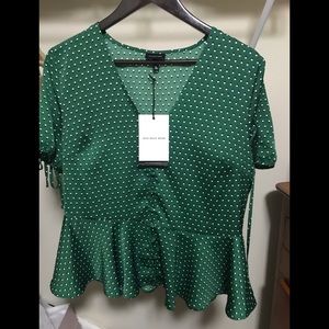 WHO WHAT WEAR green and white polka dot top